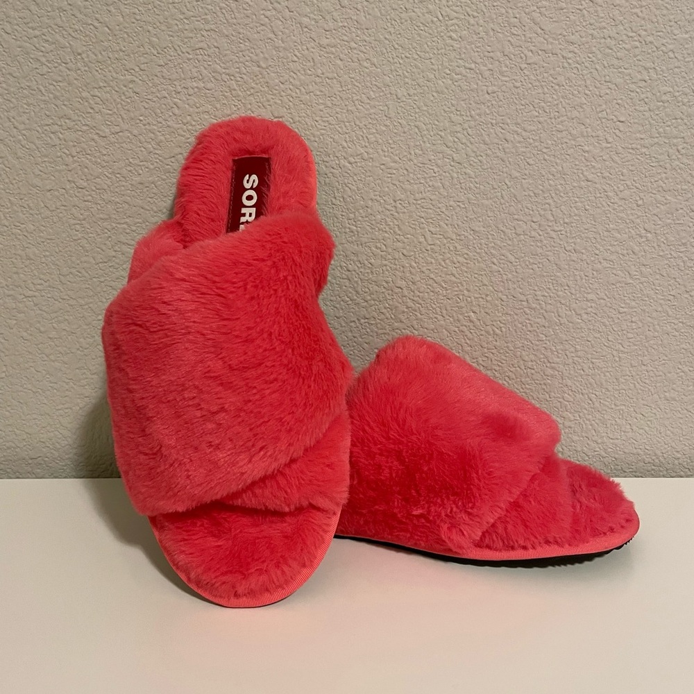 SOREL Women’s Go Mail Run Slipper size 9